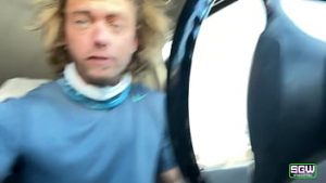 Une gitane bulgare se fait fourrer sur le siège arrière dune voiture – Film porno – #02