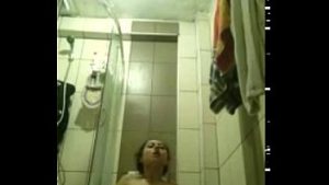 Une arabe égyptienne se masturbe devant sa webcam – Vidéo porno – #02